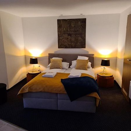 City Center Apartmanhaz Eger Zewnętrze zdjęcie
