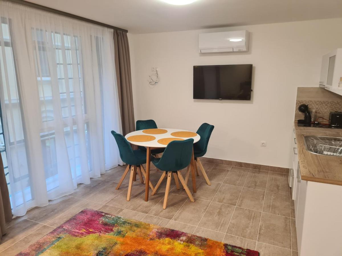 City Center Apartmanhaz Eger Zewnętrze zdjęcie