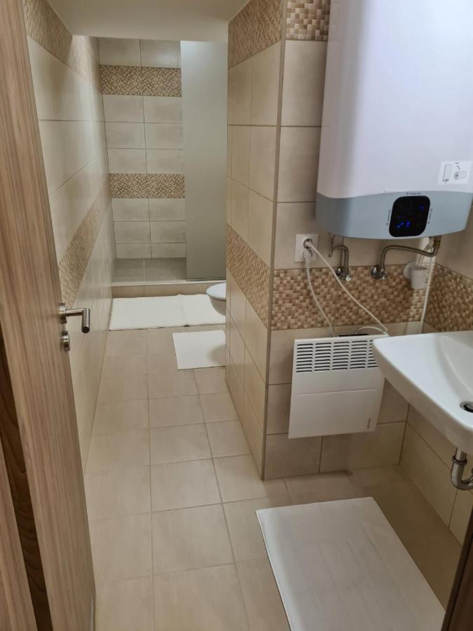 City Center Apartmanhaz Eger Zewnętrze zdjęcie