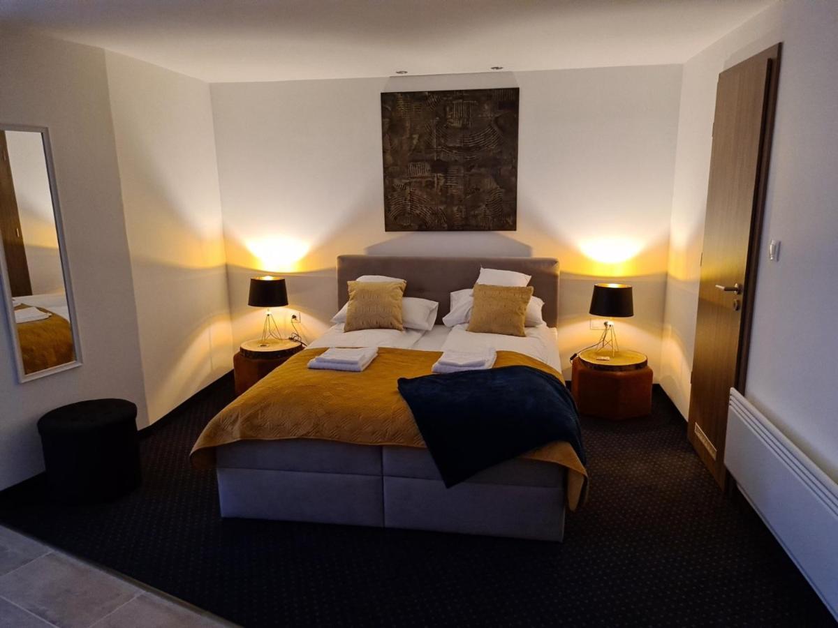 City Center Apartmanhaz Eger Zewnętrze zdjęcie