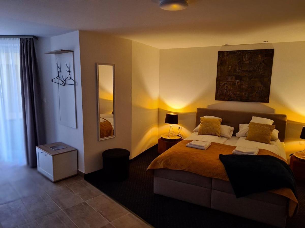 City Center Apartmanhaz Eger Zewnętrze zdjęcie