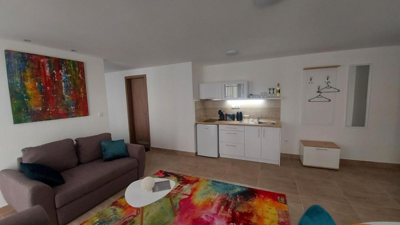 City Center Apartmanhaz Eger Zewnętrze zdjęcie