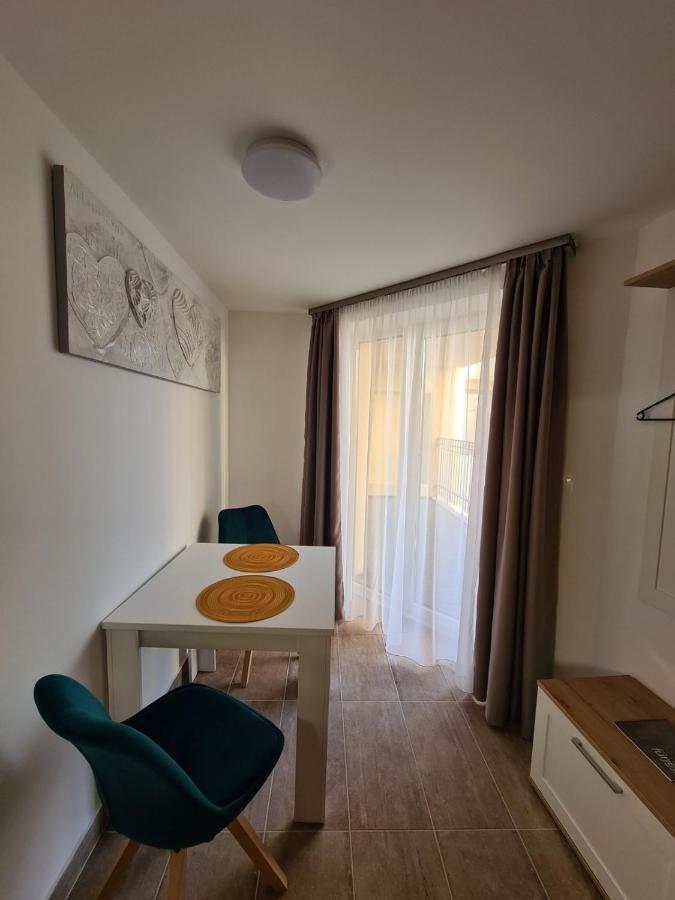 City Center Apartmanhaz Eger Zewnętrze zdjęcie